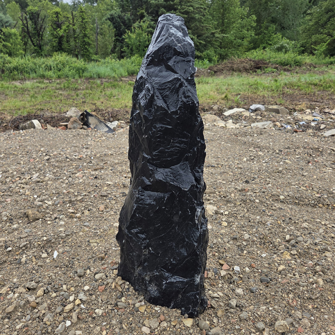 Monolithe noir